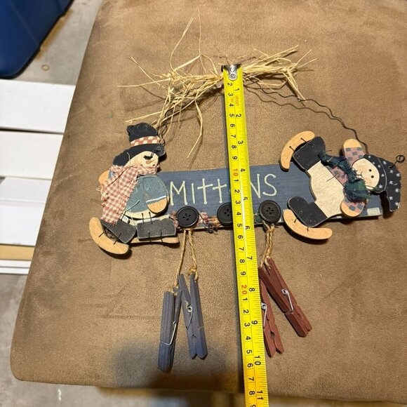 Mittens Holiday Decor - Snowman - Picture 2 of 3